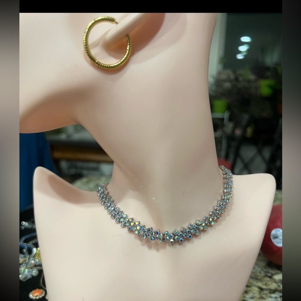 Gorgeous AB crystal choker/short necklace with swarovski elements CABR1 - Picture 8 of 11